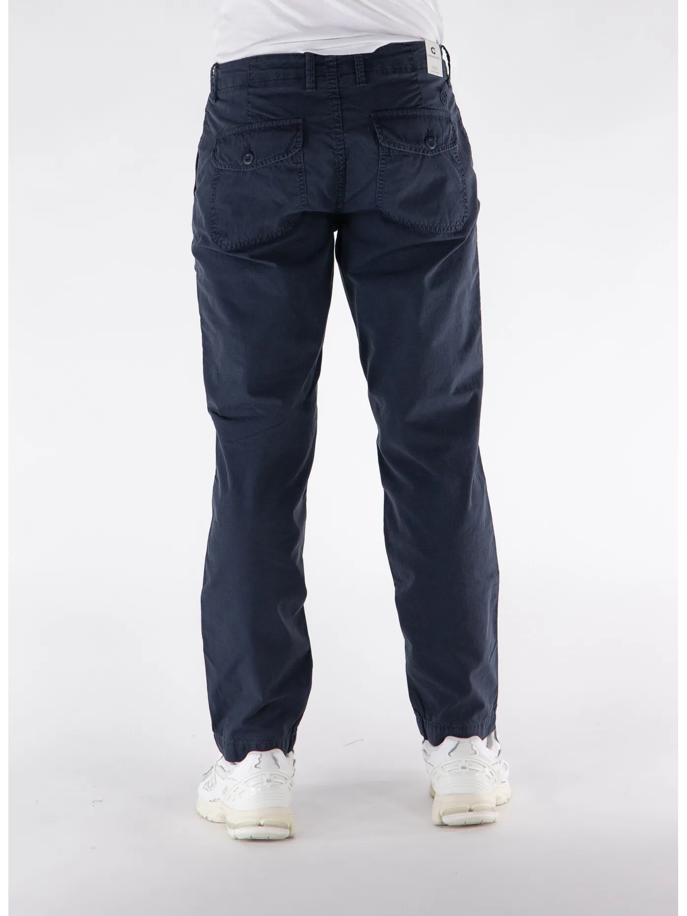     -CHESAPEAKES    -PANTALONE NEWMAN DECK-
