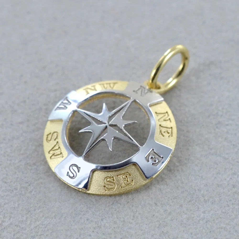 Ciondolo rosa dei venti media in oro giallo e bianco con collana - 16 mm