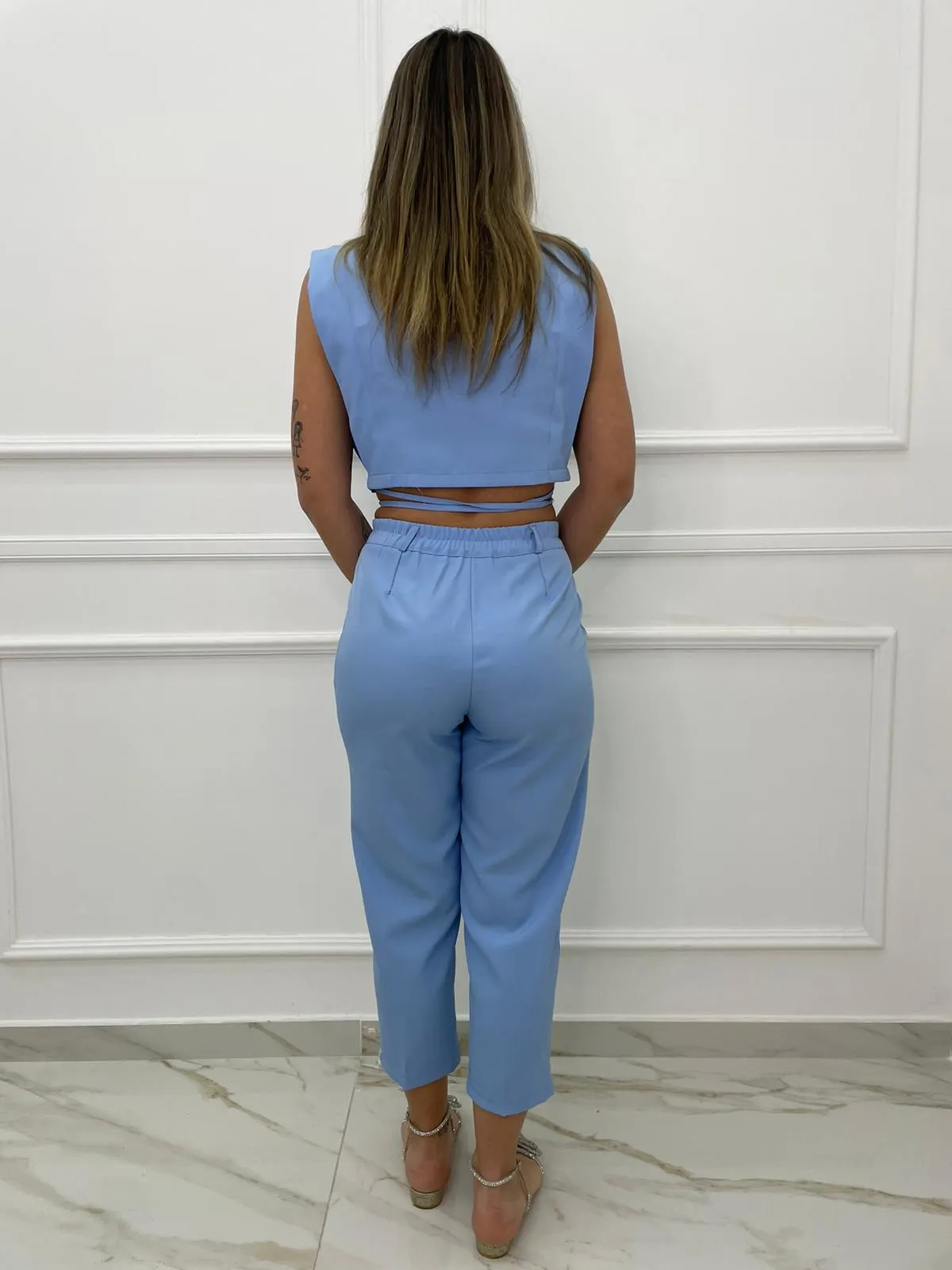 Coordinato 2 pezzi con giacca giro manica con nodo