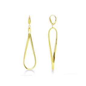 Orecchini ovali ondulati in oro giallo 18k. Lunghezza 8 cm.