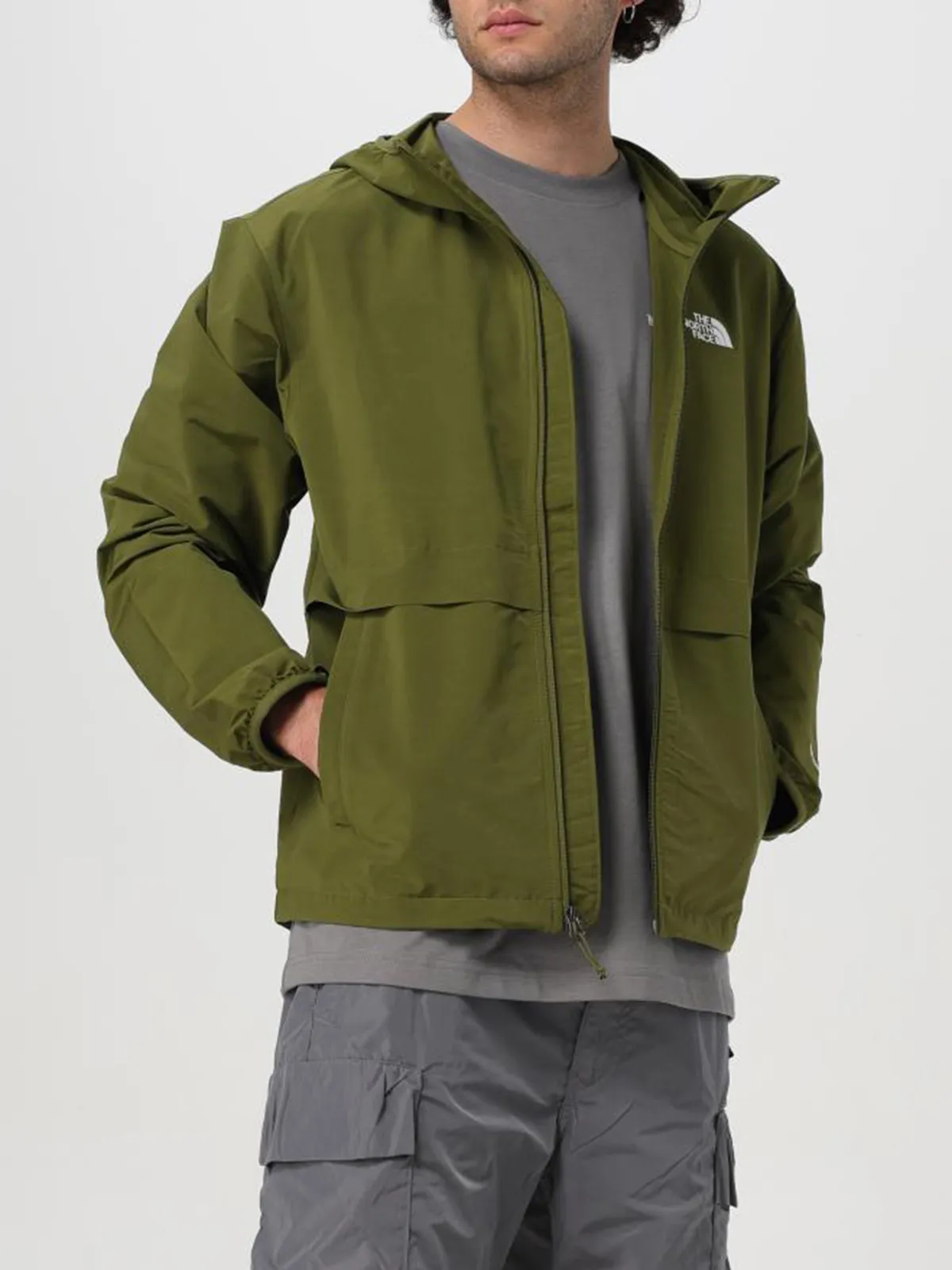     THE NORTH FACE NF0A8702    